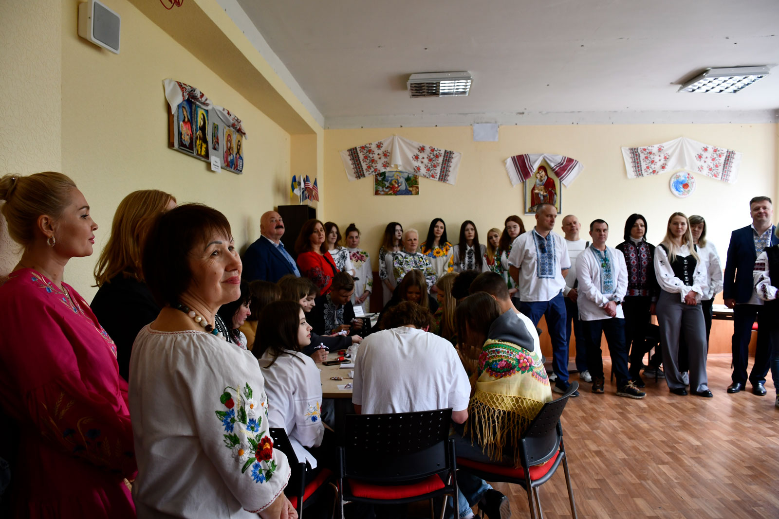 Вишиванка як символ єдності: університетська родина разом
