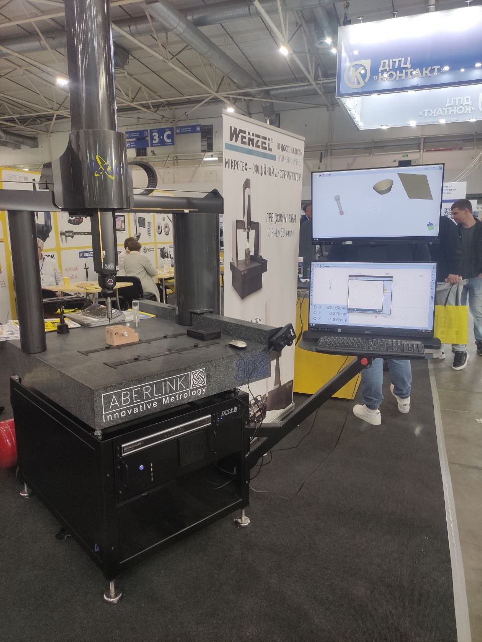 Асистентка кафедри КІСУ взяла участь у галузевій виставці ADDIT EXPO 3D – 2025