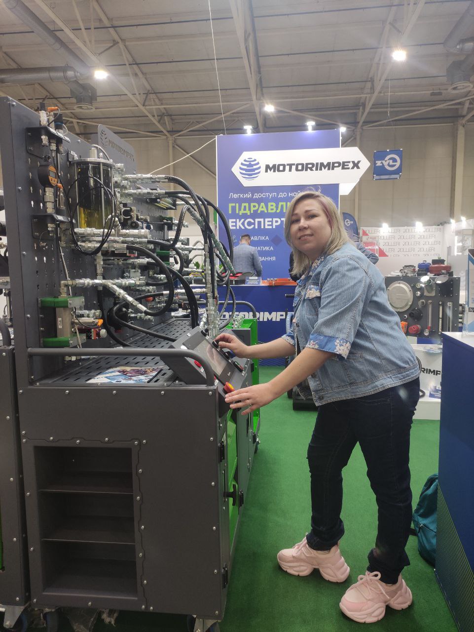 Асистентка кафедри КІСУ взяла участь у галузевій виставці ADDIT EXPO 3D – 2025