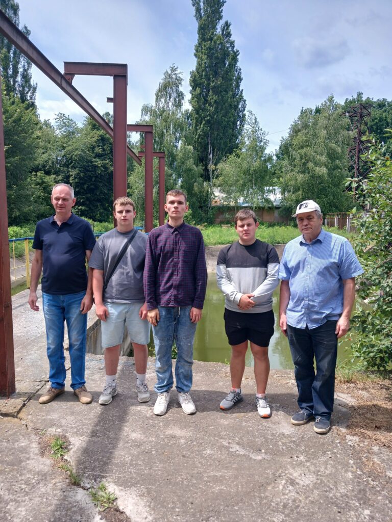 Студенти та викладачі СНУ ім. В. Даля вийшли в поле