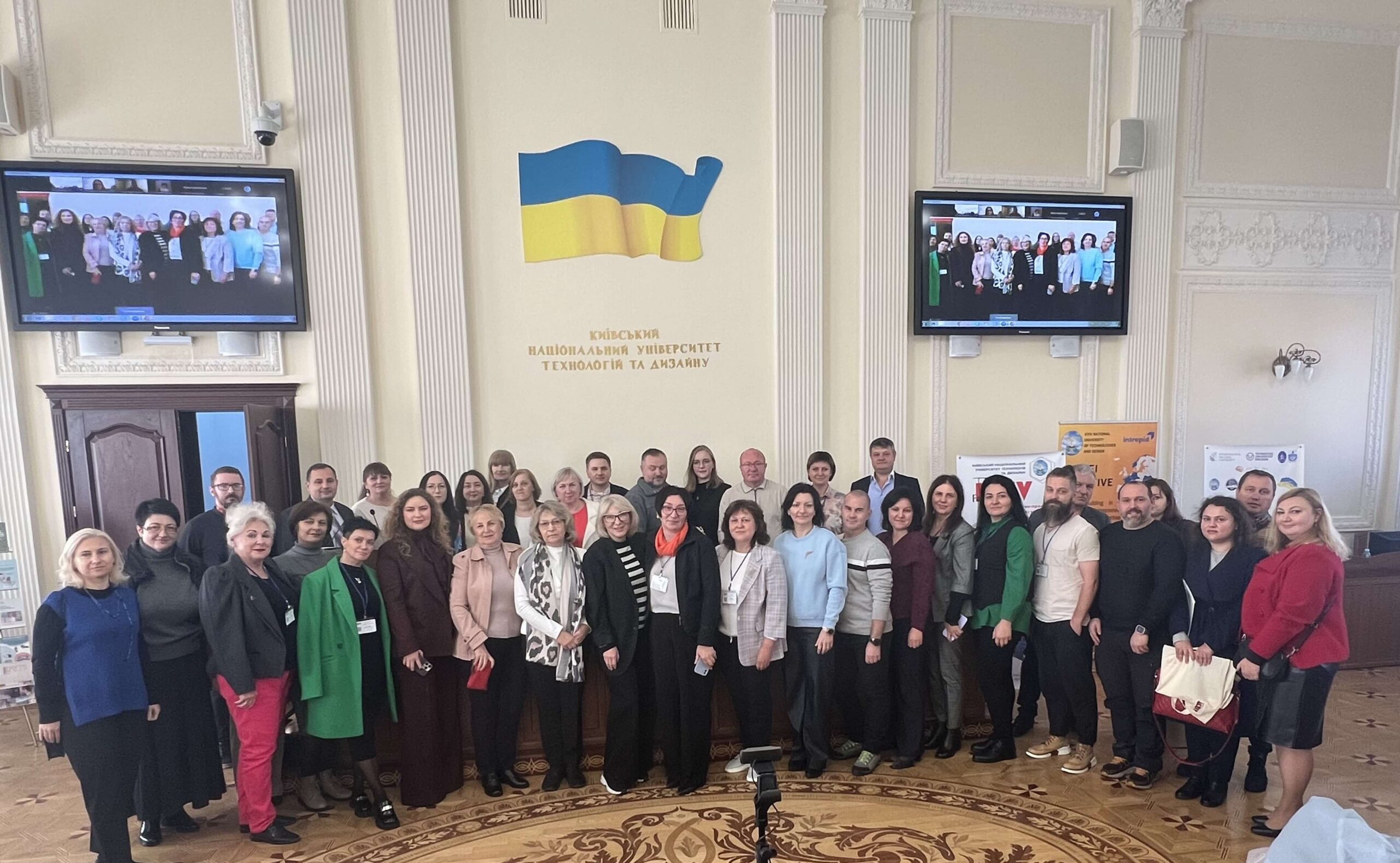 Кафедра дизайну та індустрії моди взяла участь у IX Міжнародній науково-практичній конференції «KyivTex&Fashion»