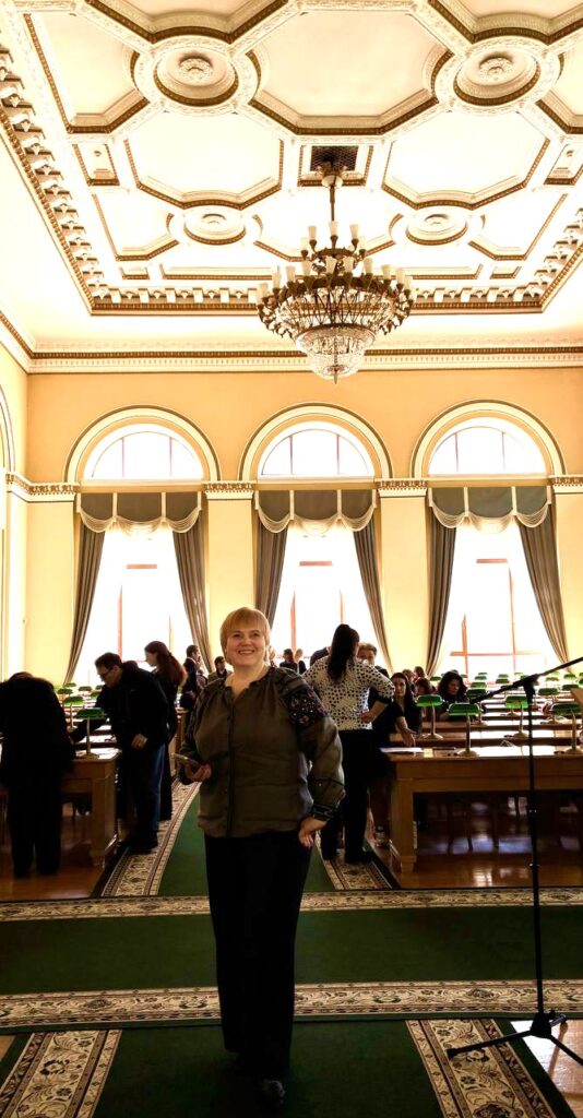 Свято знань у серці Києва: випускники факультету здоров'я людини СНУ ім. В. Даля отримали дипломи магістрів у стінах національної скарбниці знань!